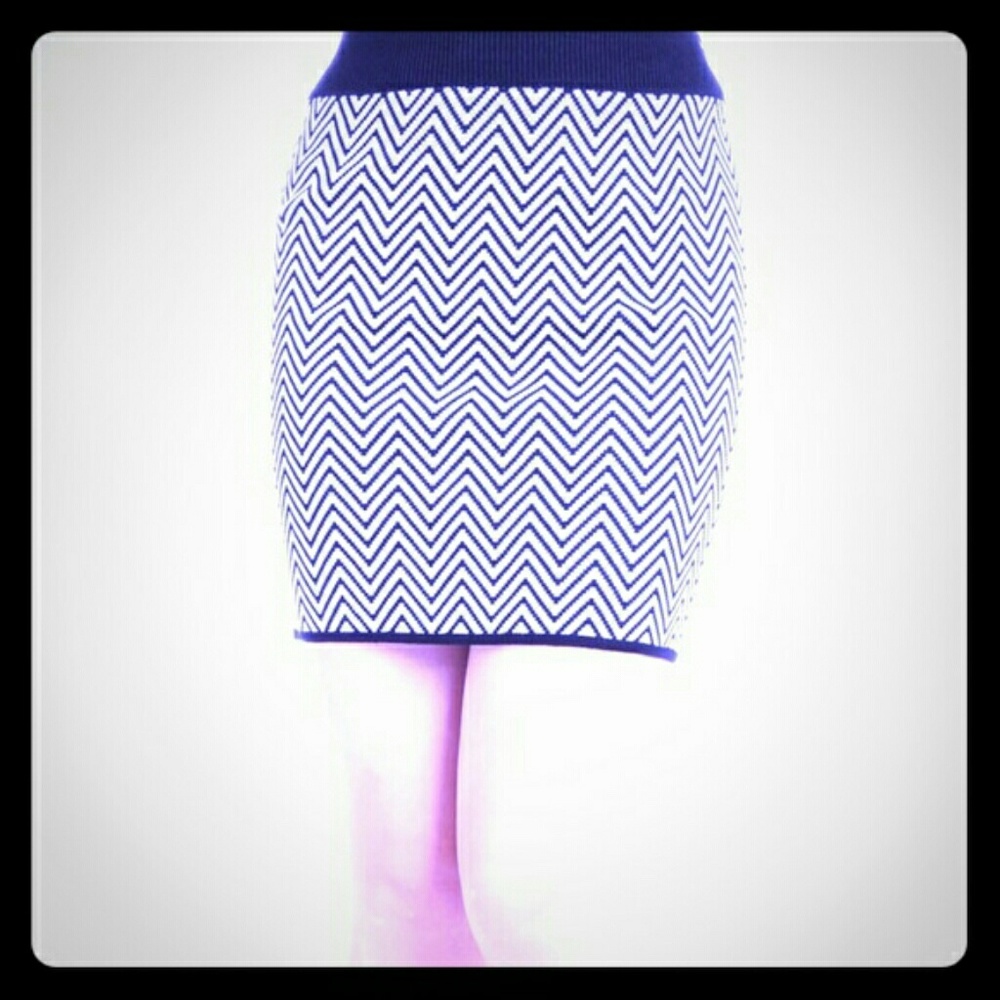 Zig zag pencil skirt